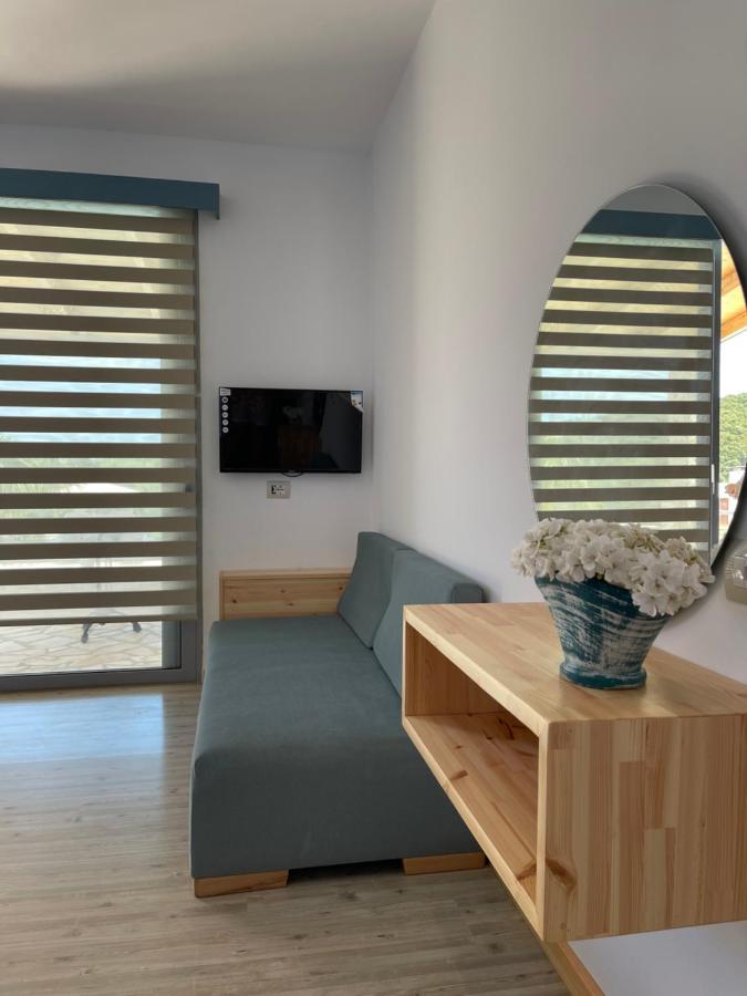 Vila Milo Himare Exterior photo